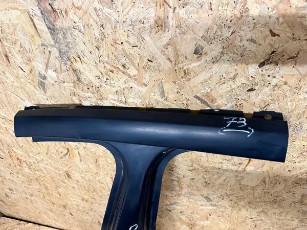 BMW X1 U11 Linke Mittelsäule OEM - Gebrauchtteil image 3