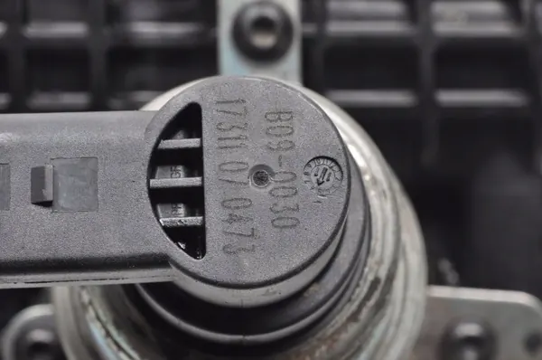 Opel Antara 2.2 CDTi inlaatspruitstuk OEM 25187010 image 8