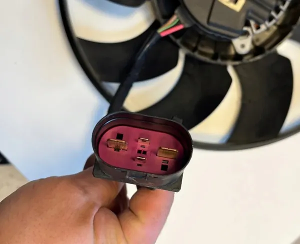 Framremsa OEM 95B959455A för Porsche Macan 95B image 4