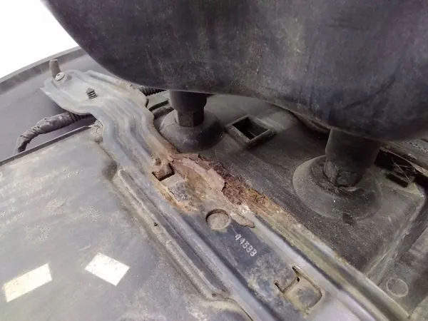 COUVERCLE DE MONTAGE DE ROUE JEEP CHEROKEE LIBERTY KJ 5HF06TRMAJ image 6