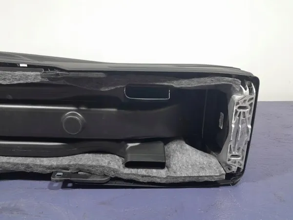 Audi Q7 II middenconsole armsteun OEM 4M0863243C image 9