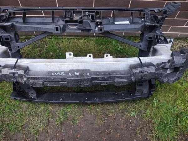 AUDI A3 8V0 Reforço de Para-choque Dianteiro image 3