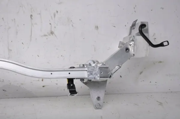 Porsche 718 Cayman 982 Strebe OEM 98158015100 image 6