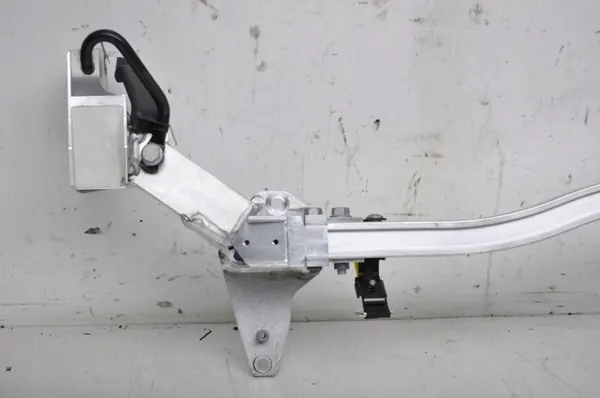 Porsche 718 Cayman 982 Strebe OEM 98158015100 image 8