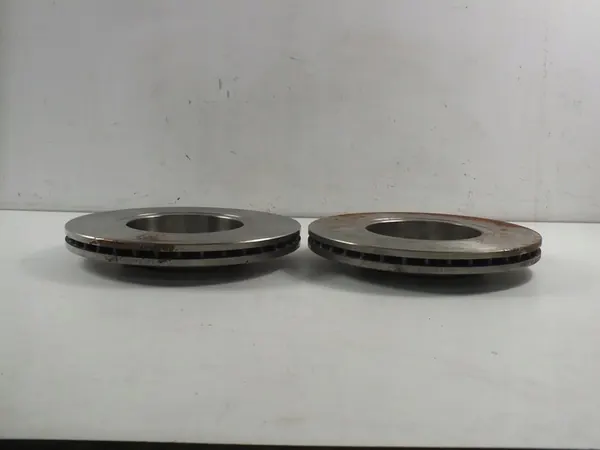 Discos de Freio Dianteiros RENAULT ESPACE III 280mm Motrio image 4