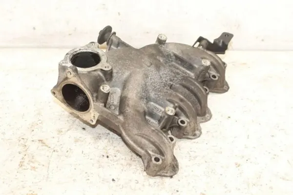 Insugningsgrenrör VW OEM 03G129713L 1.9L diesel image 3