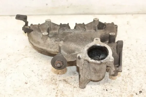 Insugningsgrenrör VW OEM 03G129713L 1.9L diesel image 5
