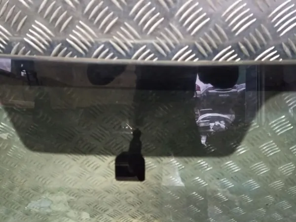 Mazda 5 voorruit OEM - Gebruikte staat image 3