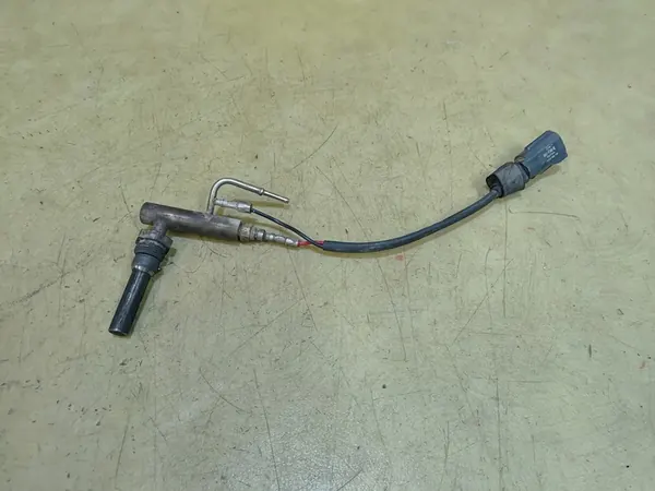 MONDEO MK4 S-MAX 2.0 TDCI Fuel Valve AV619T540BE image 2