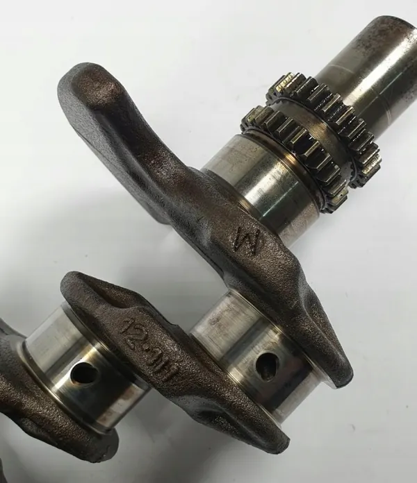 Gebruikte krukas OEM 03F105209G voor Skoda Fabia II 1.2 TSI image 3