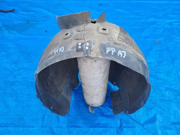 OPEL Astra J Front Right Wheel Arch Complete 13354317 image 2