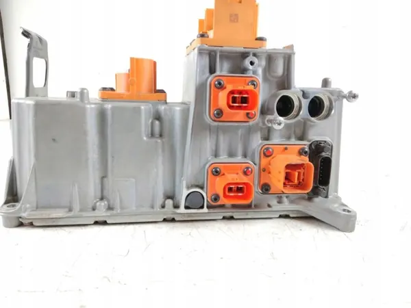 Porsche Taycan Wechselrichter OEM 9J1915539DG - Gebraucht image 5