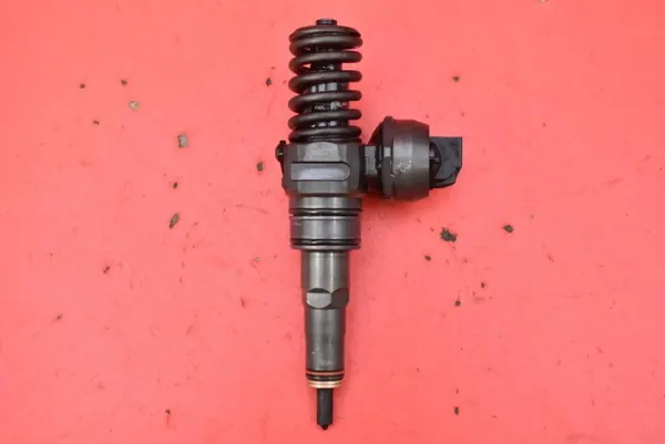 Ruiskutuspumppu OEM 038130073AJ Skoda Fabia 1.9 TDI:lle image 2