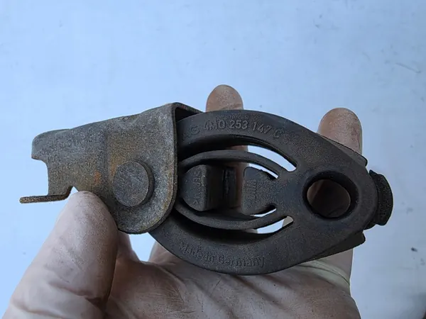 Suporte de escape Audi Q5 80A FY II image 3