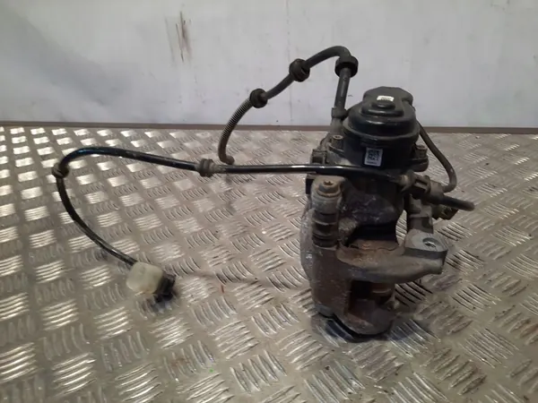 Mercedes-Benz GL X166 Hintere Bremszange image 5