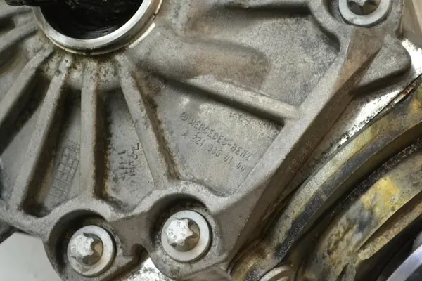 MERCEDES S CLASS W221 REDUCER A2213307600 image 8