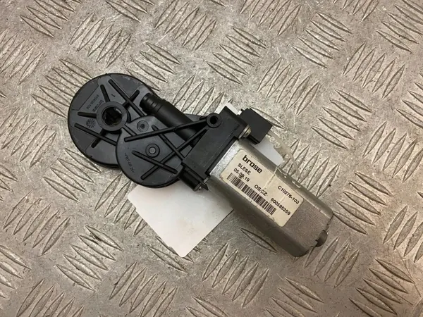 Motor ajuste banco Volvo XC90 - Peça OE usada image 6