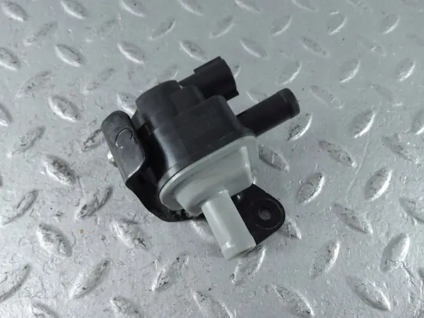 Soupape électromagnétique Toyota OEM 9091012279 - Occasion image 3
