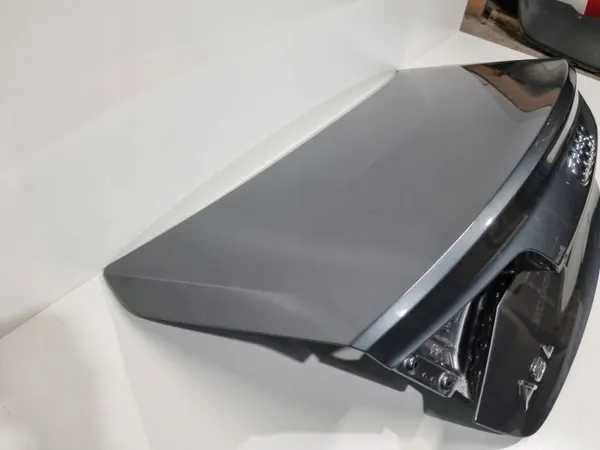 Tapa Maletero OEM 4H0827753BFBW Audi A8 D4 image 5