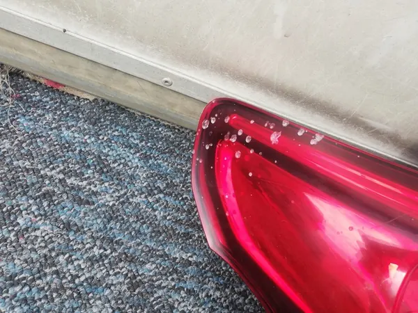 Lámpara trasera izquierda Citroen DS3 image 2