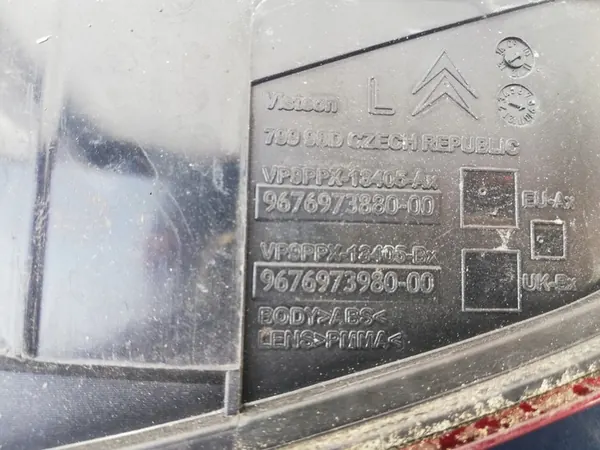 Lámpara trasera izquierda Citroen DS3 image 4