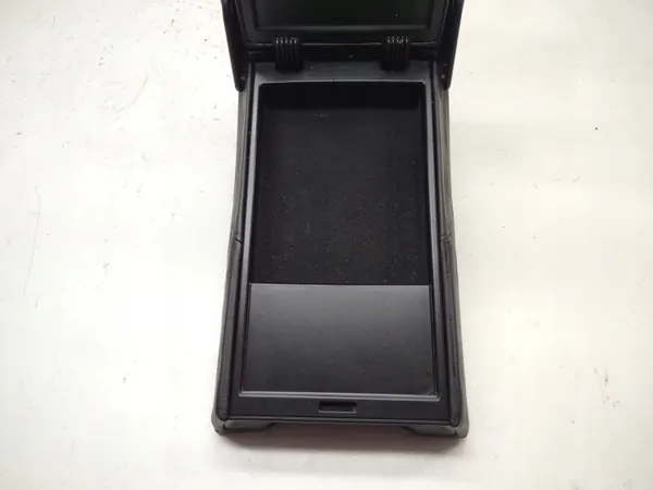 OEM 4G585205N Rücksitz-Armlehne mit Getränkehalter Audi A6 C7 image 6