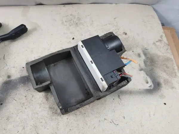 Keskitulppapumppu OEM 8L0862257L Audi A3/A4:lle image 2