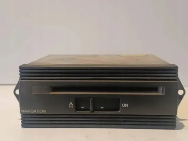 VW Passat B5 CD-vaihtaja OEM 7812001186 - Käytetty image 2