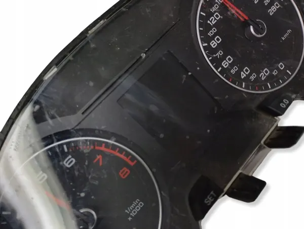 Cuadro de instrumentos Audi OEM 8K0920901P - Usado image 3