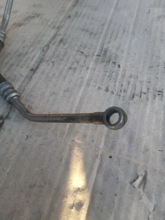 Oljeförsörjningsslang AUDI A6 C6 2.7 TDI 059145771N image 3