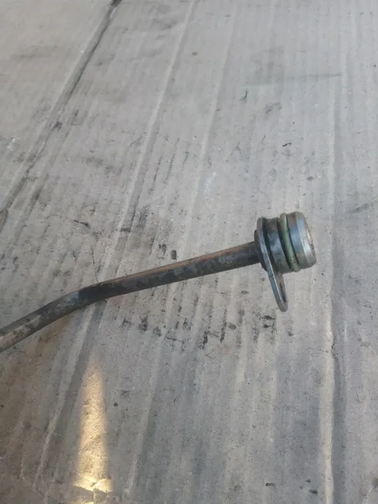 Oljeförsörjningsslang AUDI A6 C6 2.7 TDI 059145771N image 4