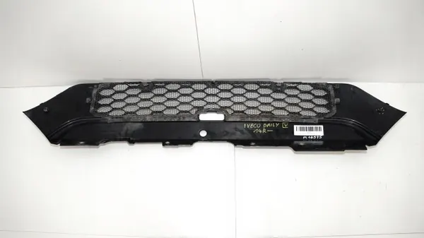 Iveco Daily IV 14-19R bumpergrille OEM 360164155 image 3