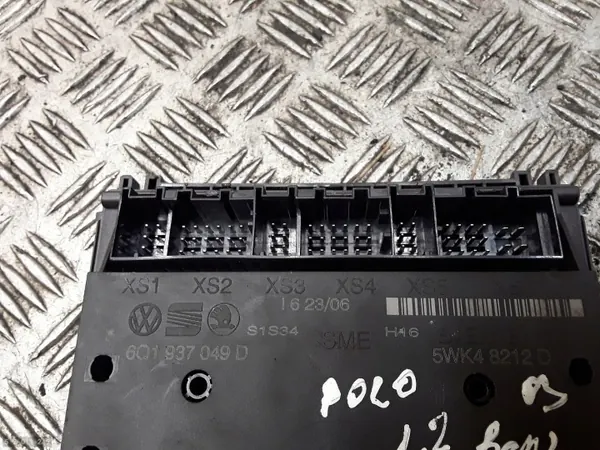 ECU VW Fox 6Q1937049D pour 2007 1.2 Essence image 4