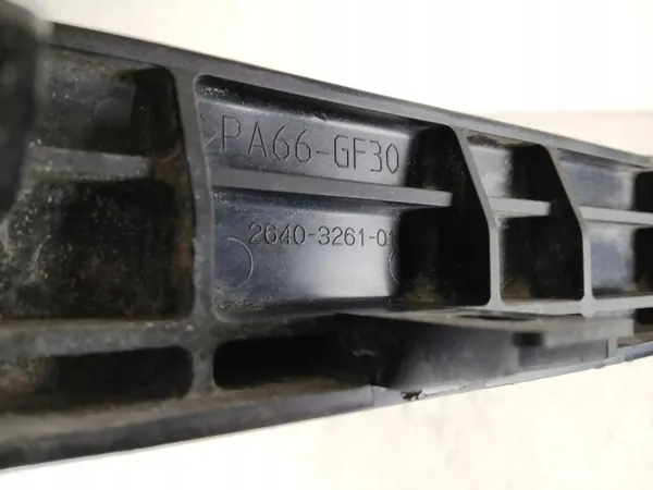 Toyota Hilux Vordersitzgurt-Halterung OEM 2640326101 image 3