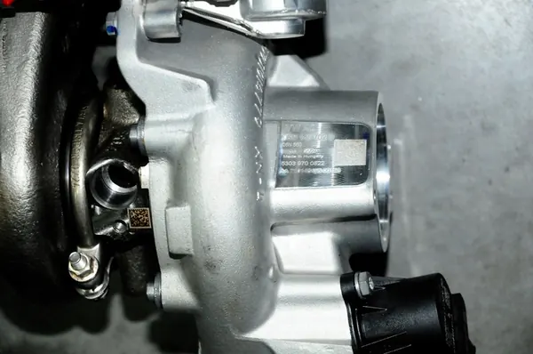 Turbocompresor 2.0 TFSI Audi VW 06N145702D image 5