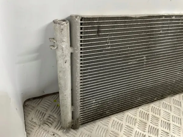 BMW AC-condensor OEM 922902101 voor 1 Serie E81/E87 image 2