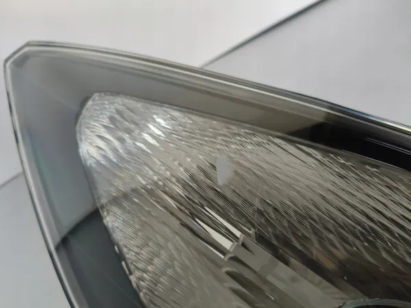 Oikea ajovalaisin Opel Zafira C 12-16 image 4