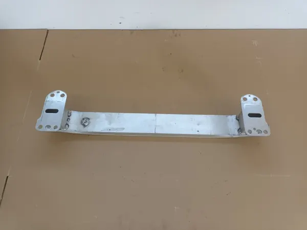 Etupalkki FIAT 500L Edessä image 5