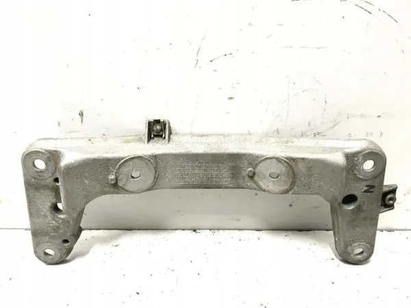 BMW Vaihteiston tuki OEM 6796611 4 Cabriolle 3.0L Diesel image 4