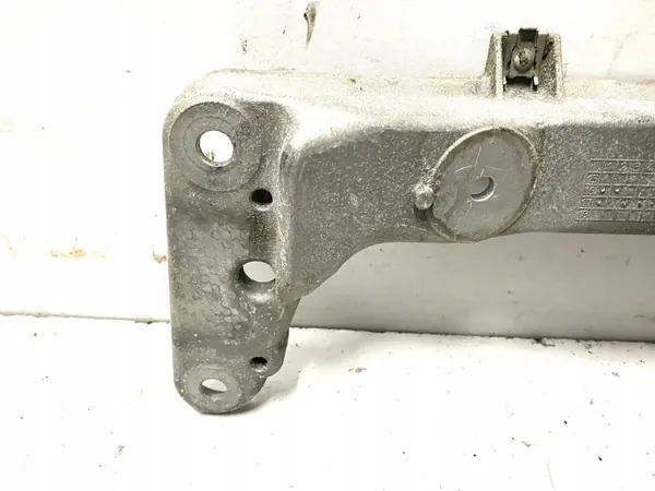 BMW Vaihteiston tuki OEM 6796611 4 Cabriolle 3.0L Diesel image 6