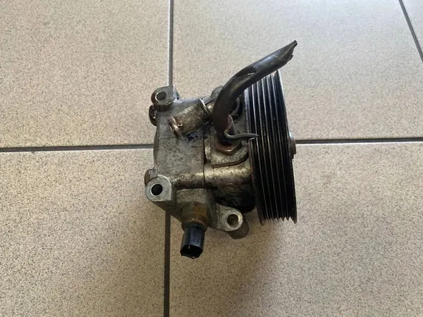 Bomba hidráulica Ford OE 4M51-3A696-AD image 4