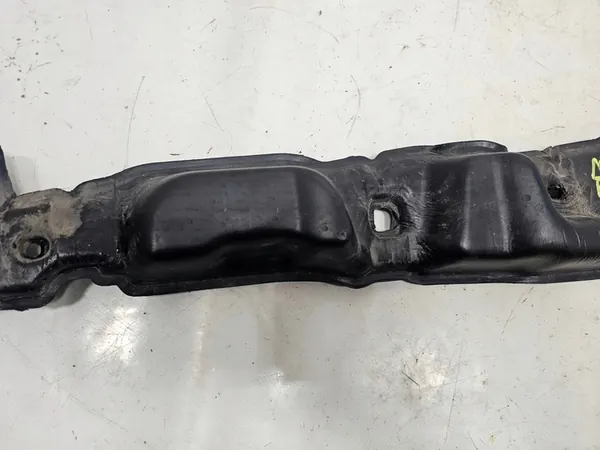 Ford Mustang Mach-E 20- Isolamento de Para-lama Direito LJ8B-R16E560 image 3