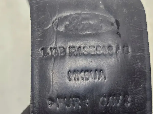 Ford Mustang Mach-E 20- Isolamento de Para-lama Direito LJ8B-R16E560 image 8