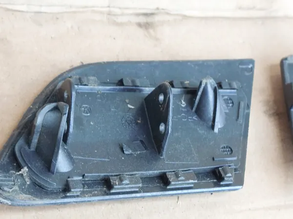 VW GOLF V KOMBI JETTA A5 Copertura Lavaggio Destro 05- LC5F image 6