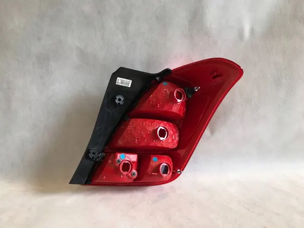 FARO TRASERO IZQUIERDO CHEVROLET TRAX 12-14 OEM 42599452 image 3