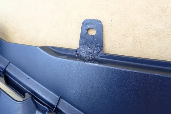 NISSAN NOTE 09 Front Grill 623109U000/9U100 OE image 10