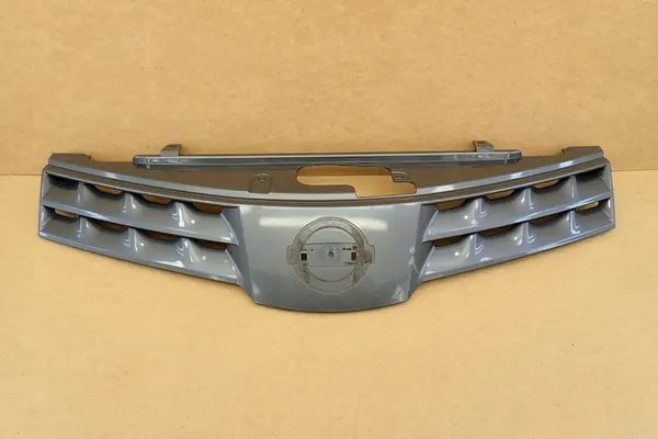 NISSAN NOTE 09 Front Grill 623109U000/9U100 OE image 3