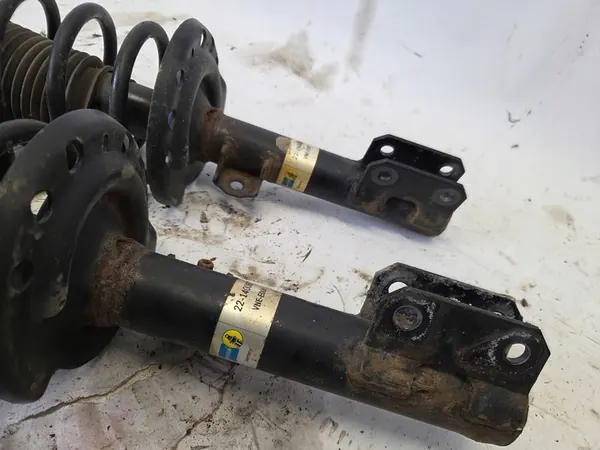 Ensemble d'amortisseurs McPherson avant Saab 93 II 22-140074 image 3