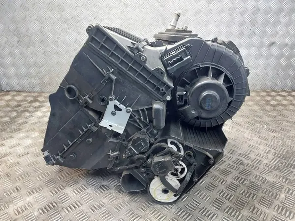 Verwarmingshuis Ford C-Max I 7G91-19B555-CF image 6