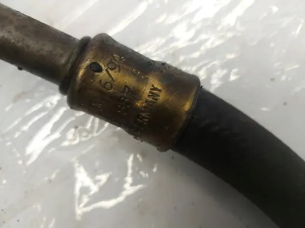 Servolenkungsbehälter Schlauch OEM 8A0422887F Audi 80 image 3